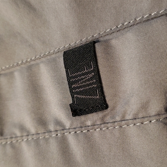 Zine Wind Breaker Zip Up - Small - Picture 2 of 7